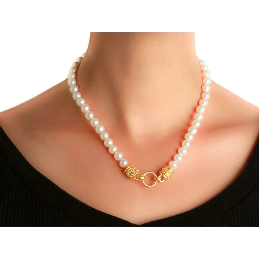 Elizabeth Locke 17 Inch Bettina Clasp Pearl Necklace - Image 3