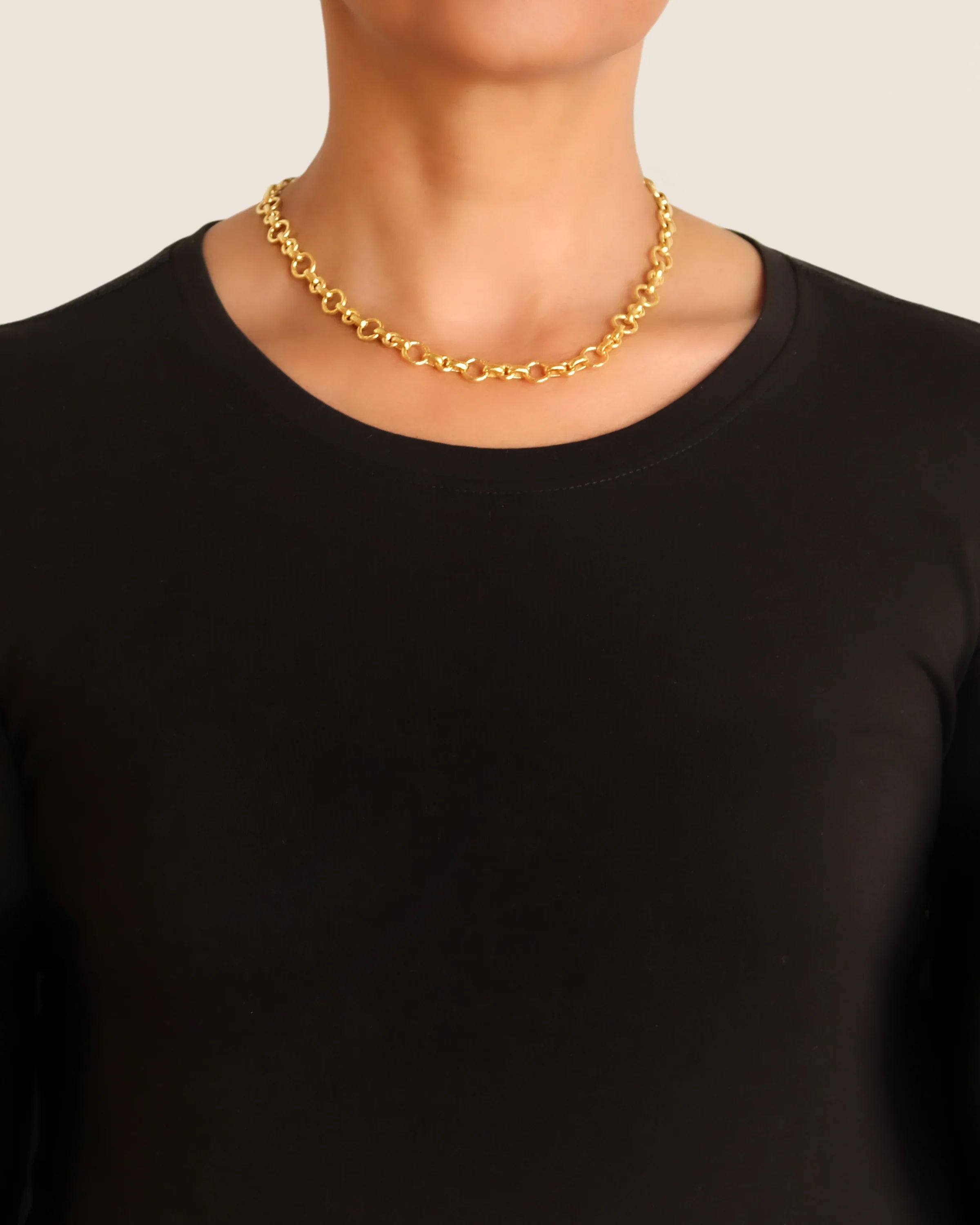 Elizabeth Locke 17" Siena Necklace 19K Yellow Gold - Image 2