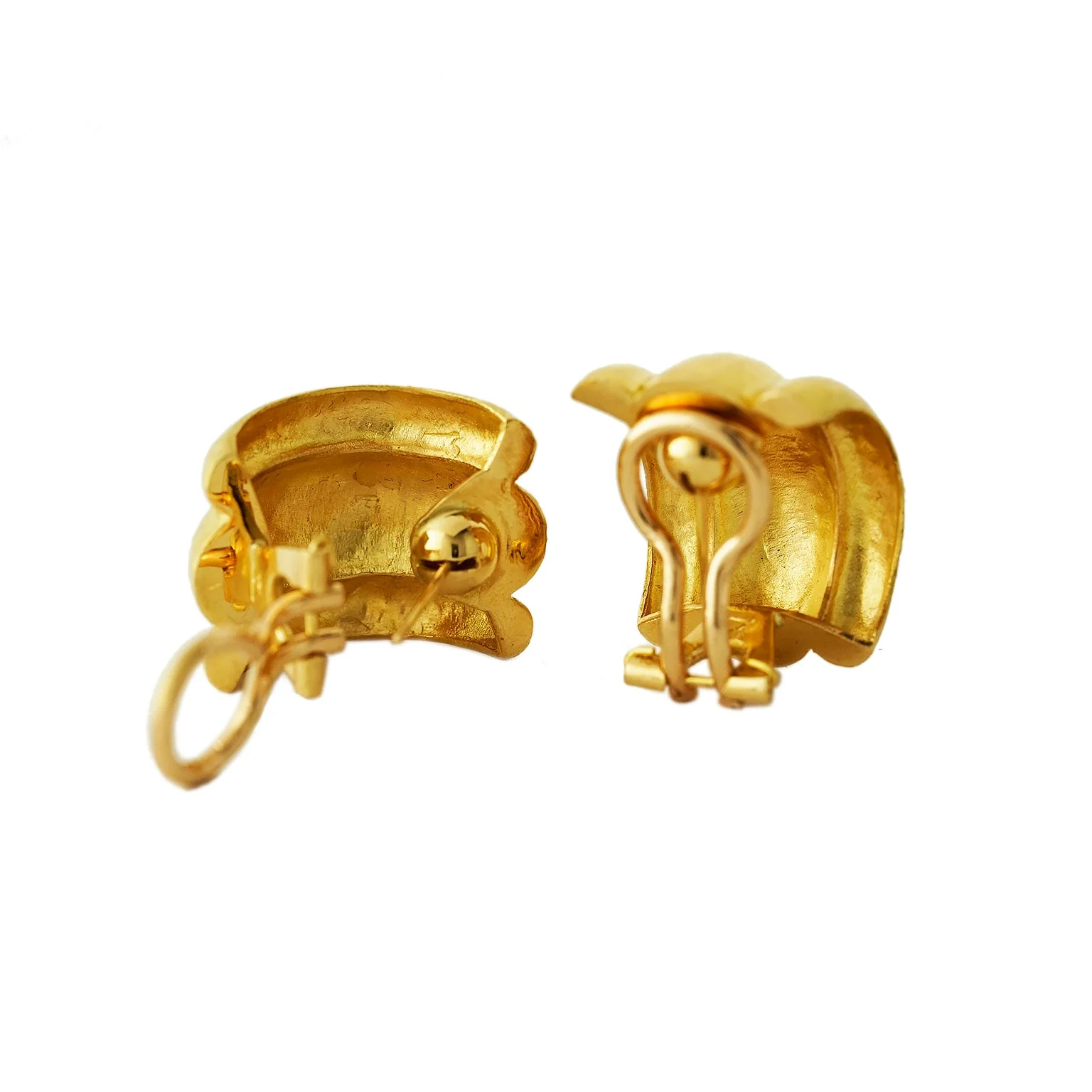 Elizabeth Locke Amalfi Earrings 19K Yellow Gold - Image 3