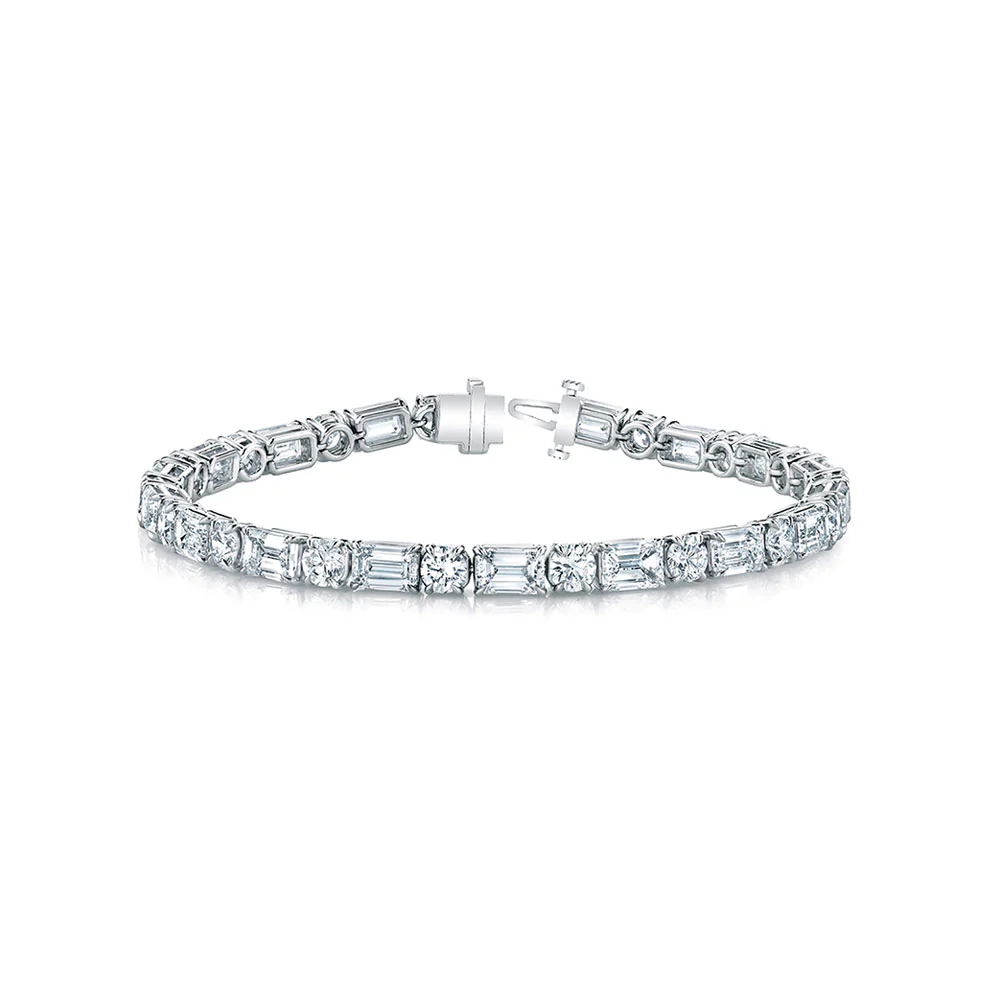King Jewelers 18K White Gold Round and Emerald Diamond Tennis Bracelet
