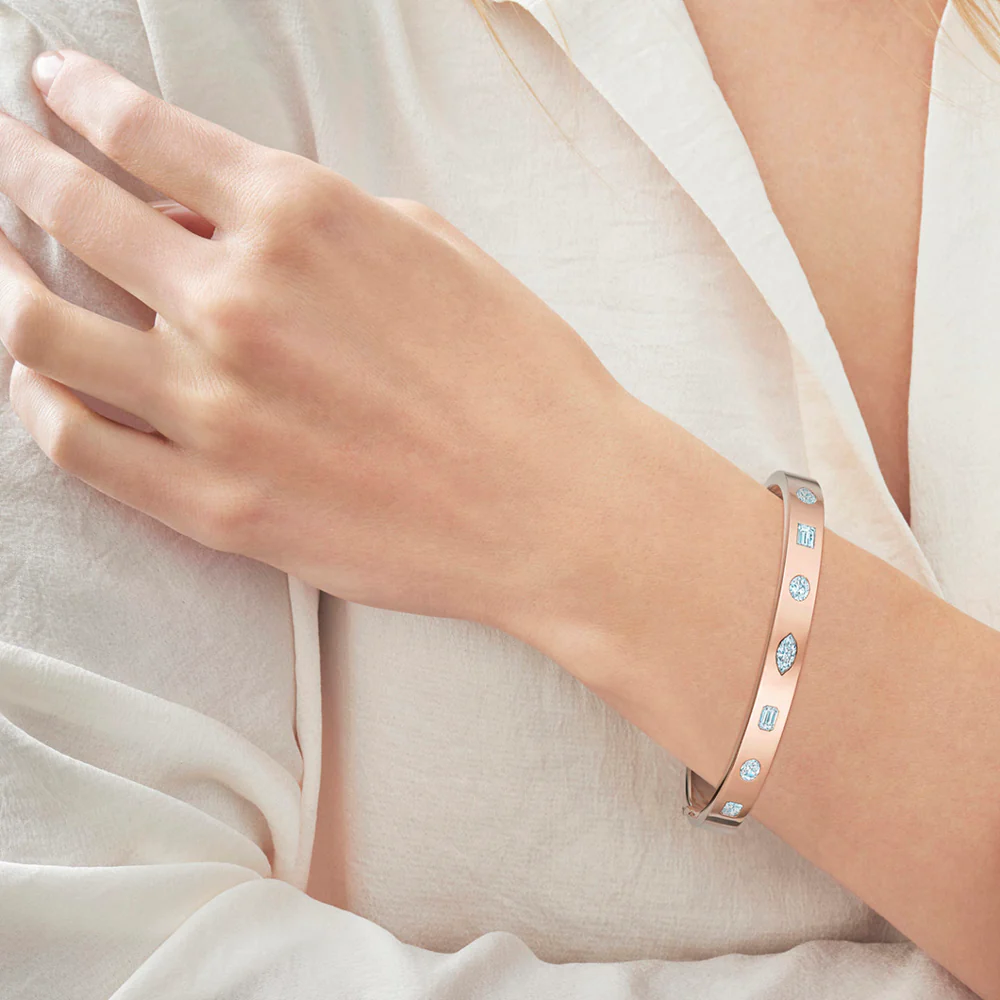 Kwiat Stackable Bangle with Fancy Shape Diamonds in Rose Gold - Image 2