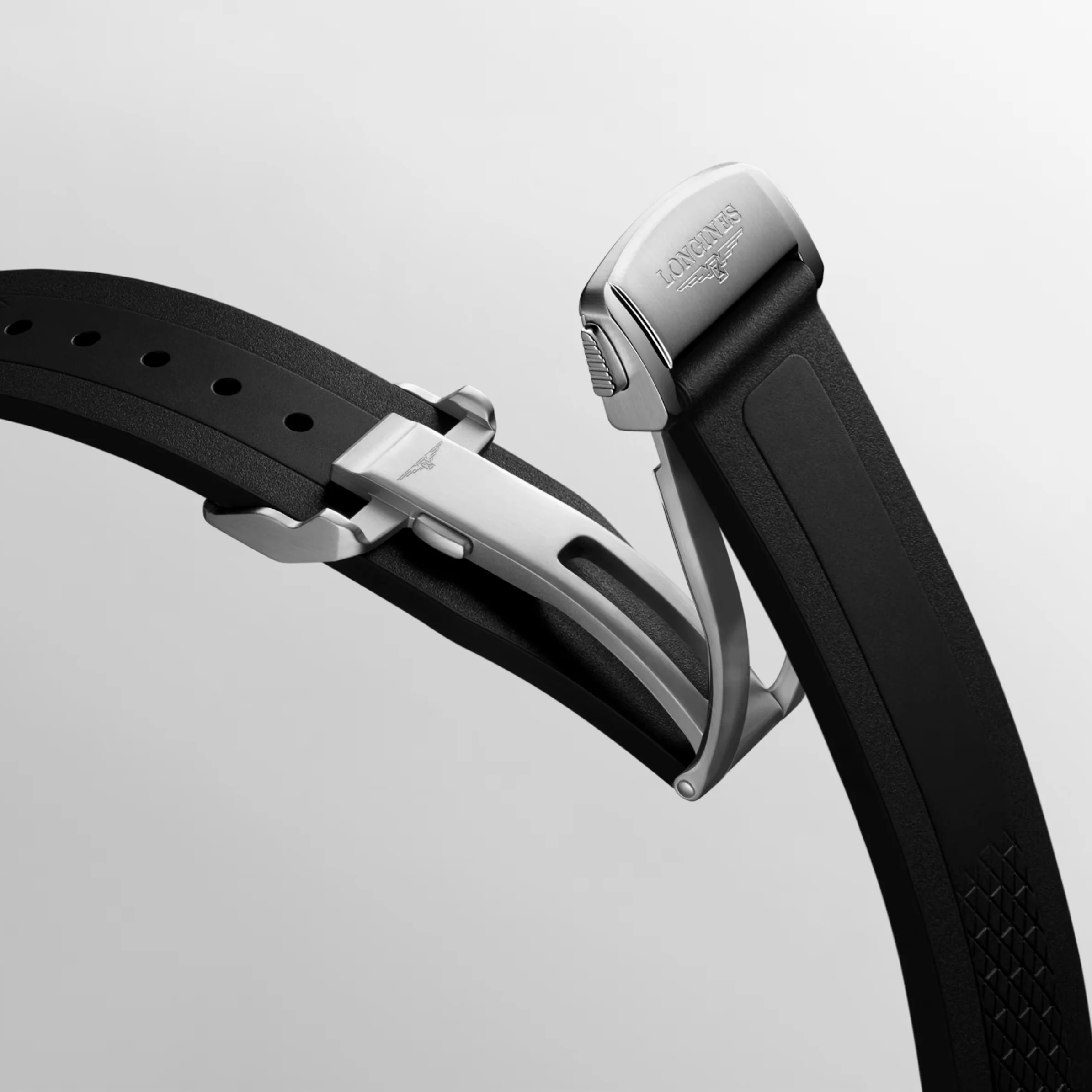 Longines Conquest 38mm Black Dial Rubber Strap Watch - Image 4