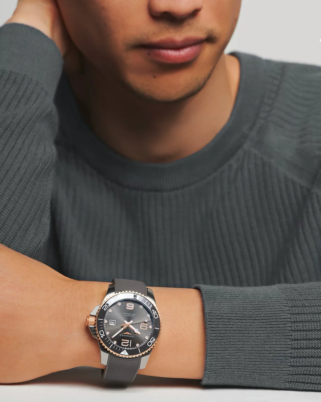 Longines HydroConquest 43mm Sunray Grey Rubber Watch - Image 6