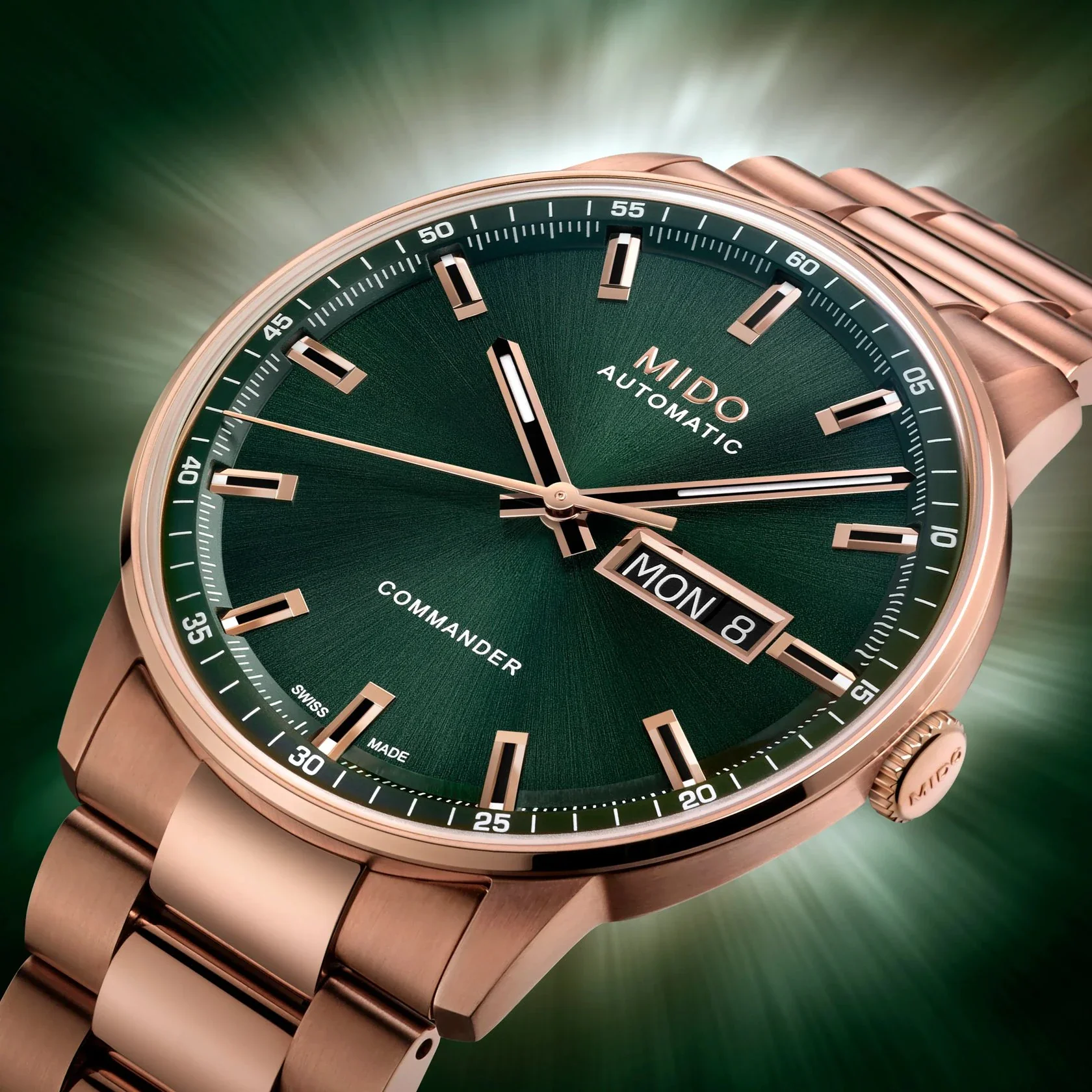 Mido Commander Big Date 40mm Green Rubber Strap Watch - Image 5
