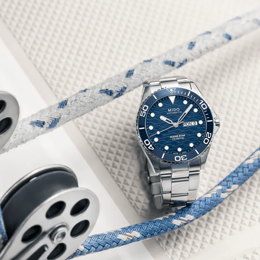 Mido Ocean Star 200C Blue Dial Watch - Image 4