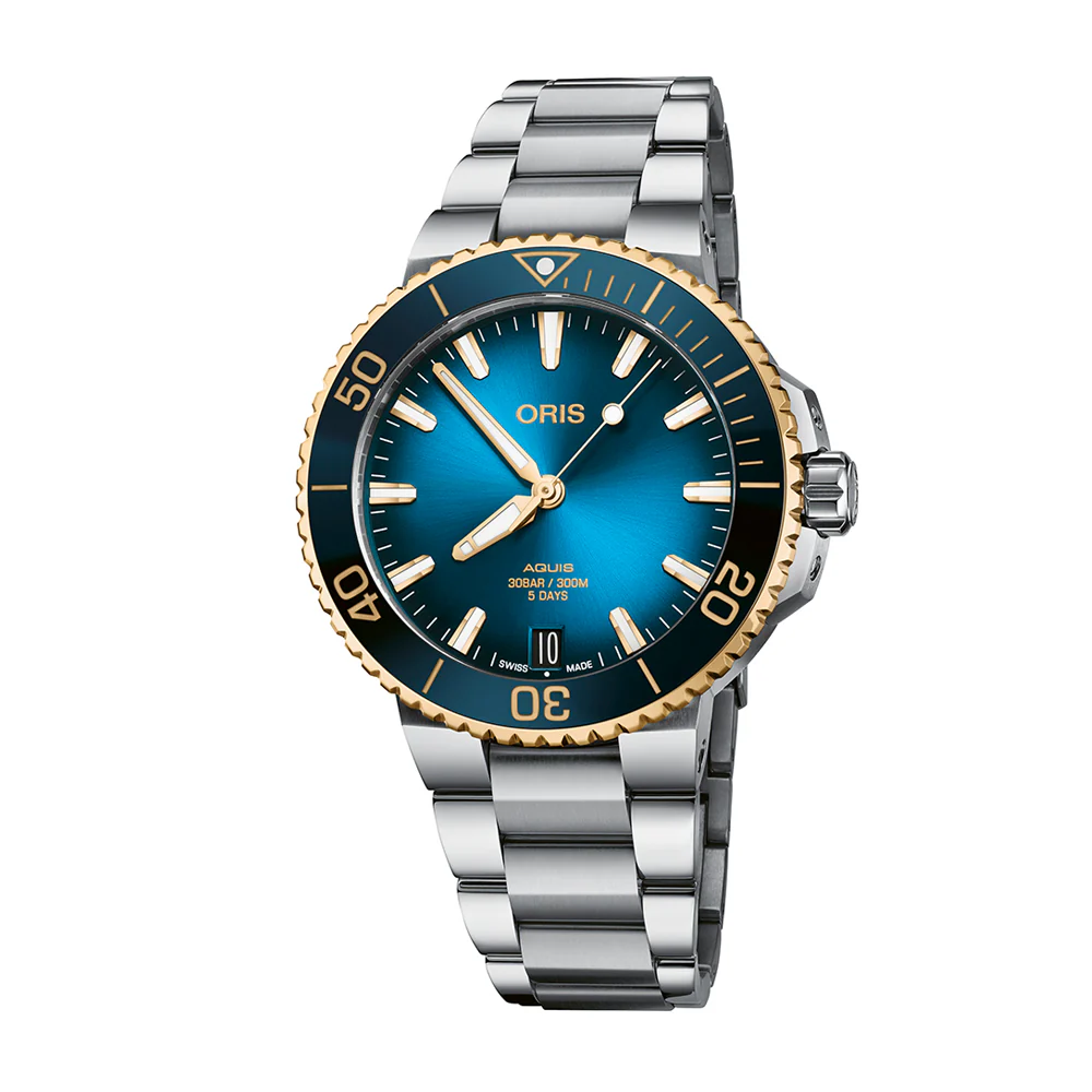 Oris Aquis Date Calibre 400 Steel and Yellow Gold
