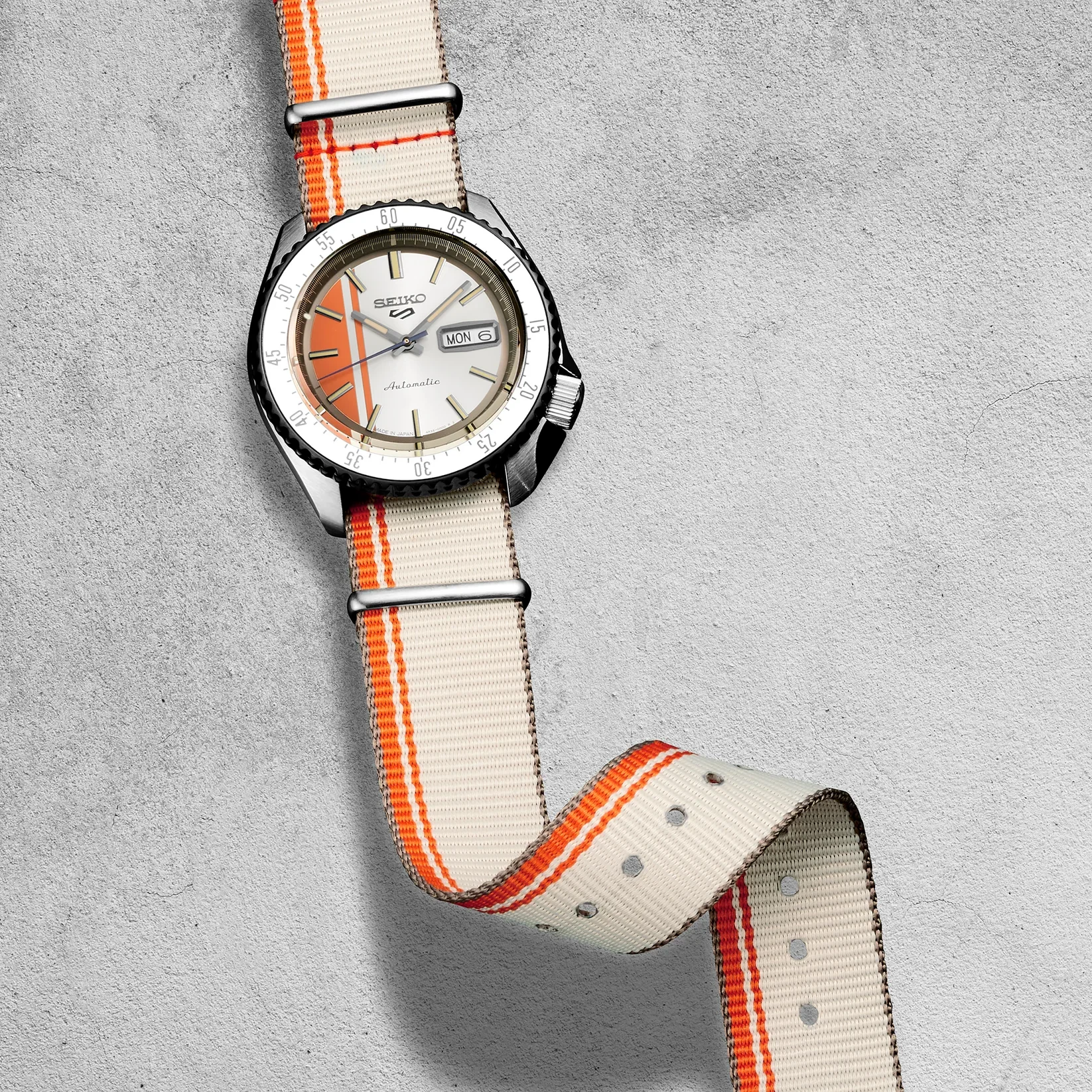 Seiko 5 Sports SRPK73 - Image 4