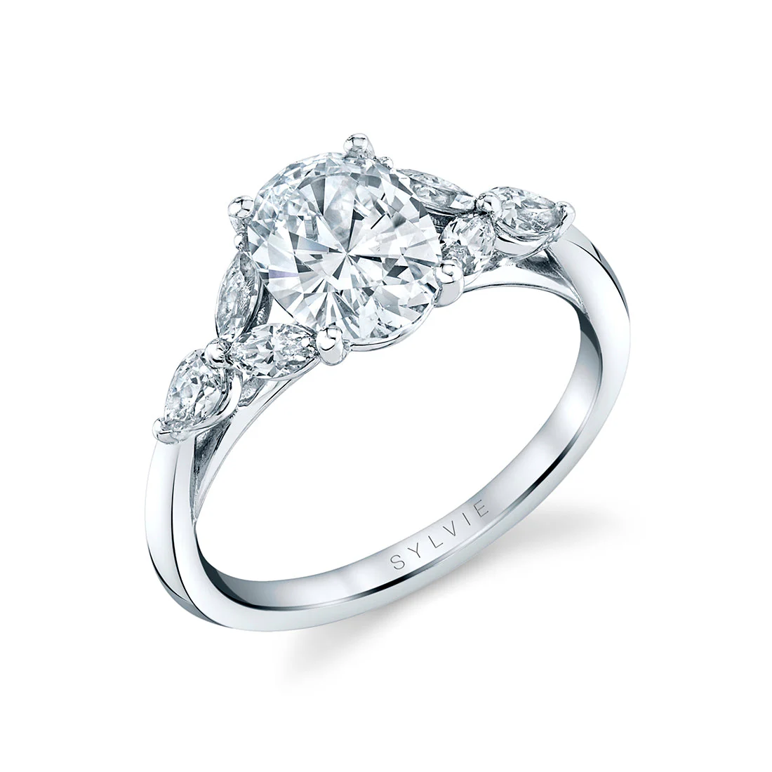 Sylvie Daylin 18K White Gold Oval Engagement Ring Mounting