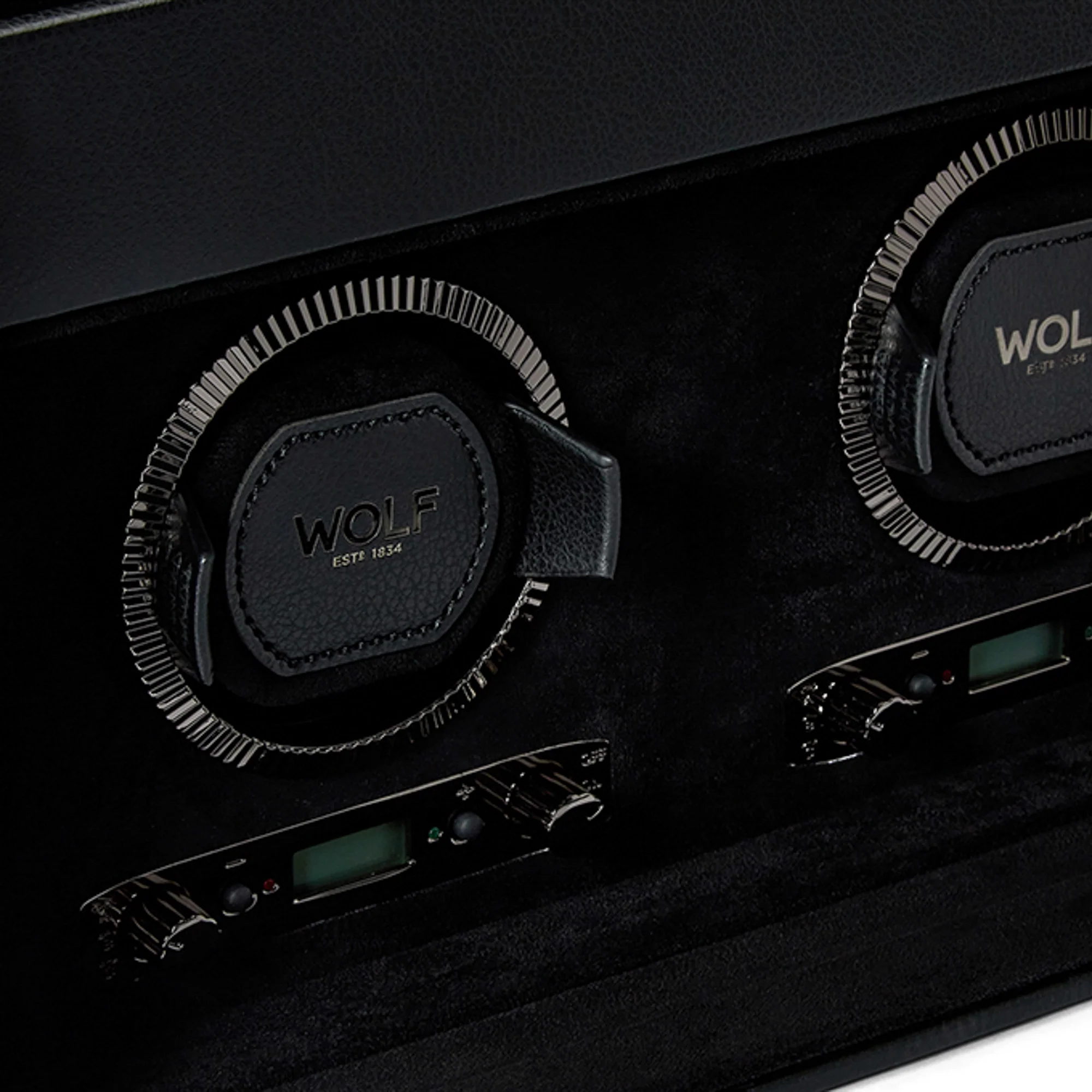 WOLF British Racing Double Watch Winder with Storage - Image 11