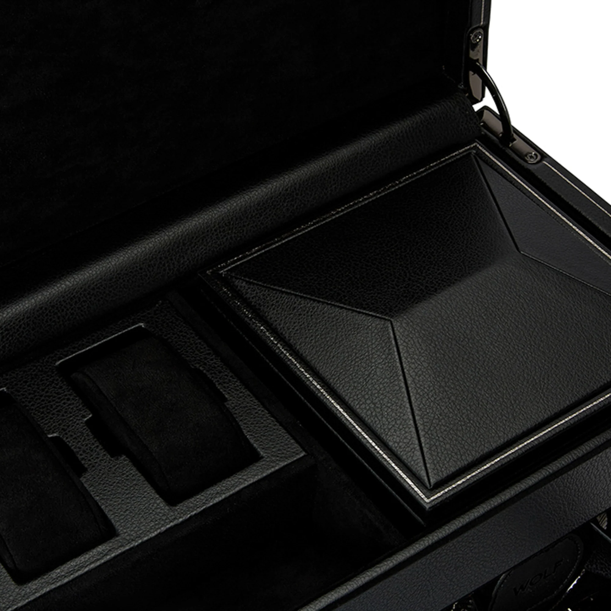 WOLF British Racing Double Watch Winder with Storage - Image 13
