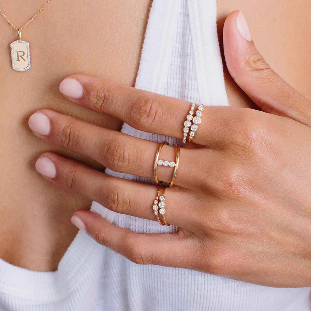 Zoe Chicco Graduated Bezel Diamond Bar Ring 14K Yellow Gold - Image 2